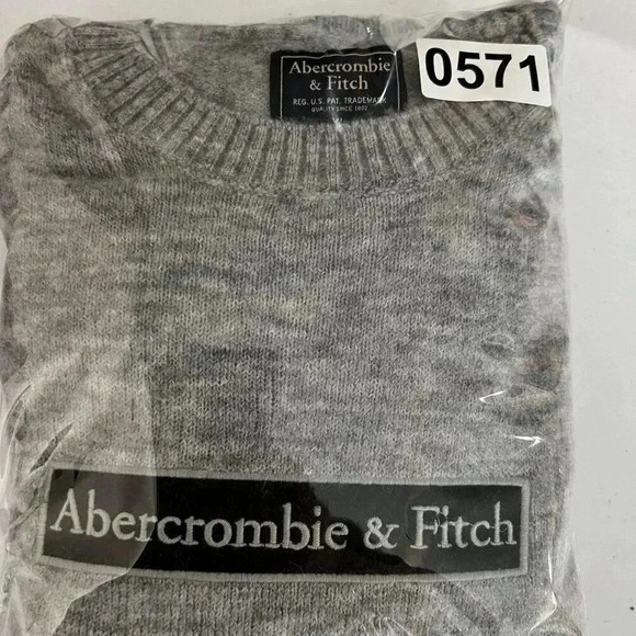 Abercrombie & Fitch NEW Mens XL Gray Wool Alpaca Blend Logo Crewneck Sweater - Picture 13 of 14